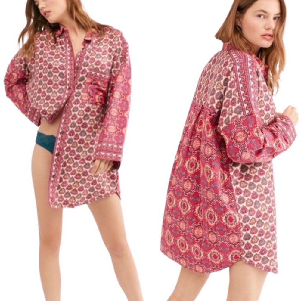 NWT FREE PEOPLE Happy Holibabe Printed Sleep Shirt